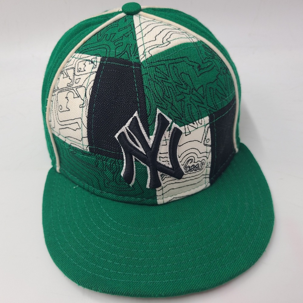 New York Yankees Hat Fitted (Seems 7 5/8) New Era 59Fifty Green Black White MLB